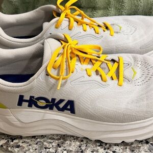 Hoka Arahi 8/Size 13